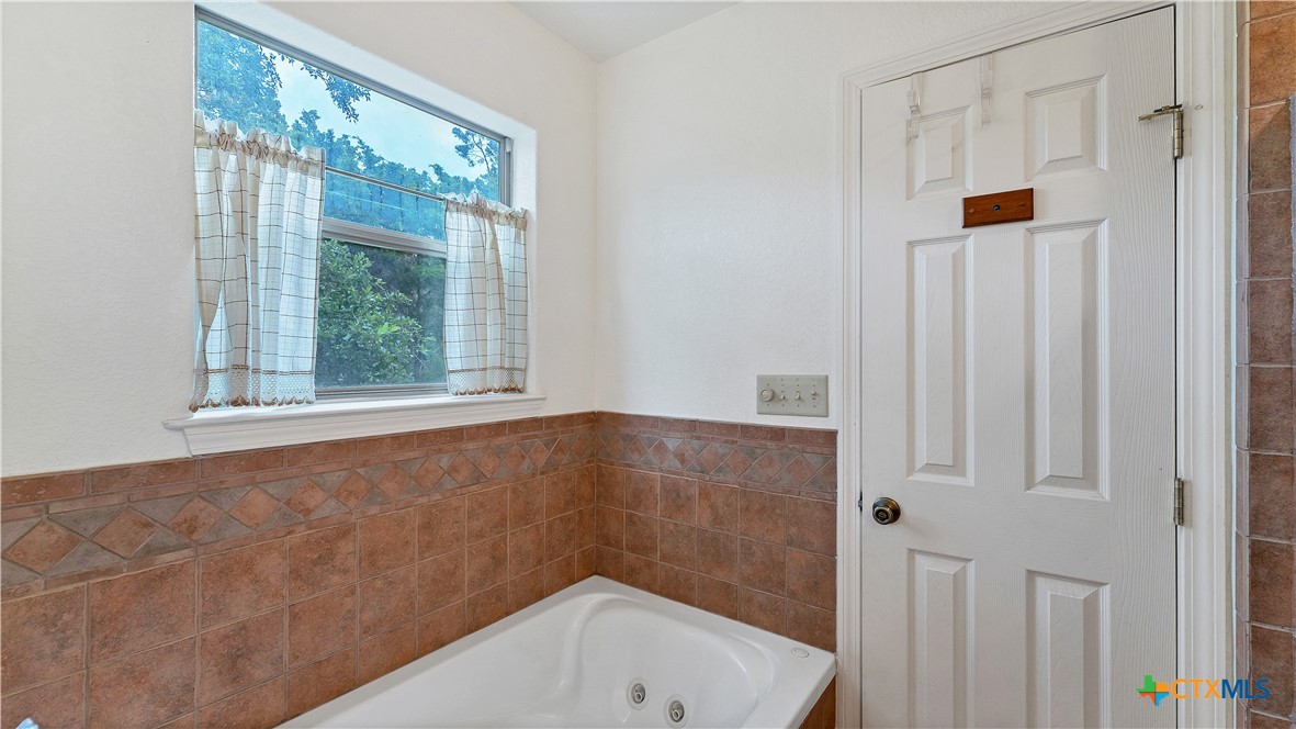 1249 Springwater Property Photo 9