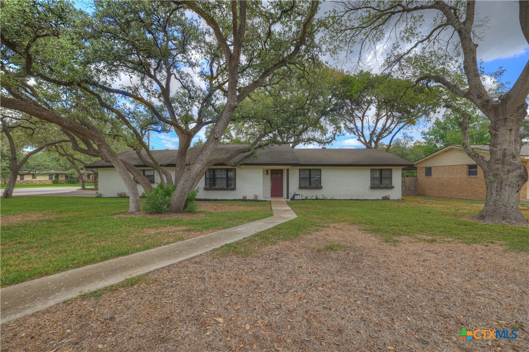 1 Mission Drive Property Photo 2