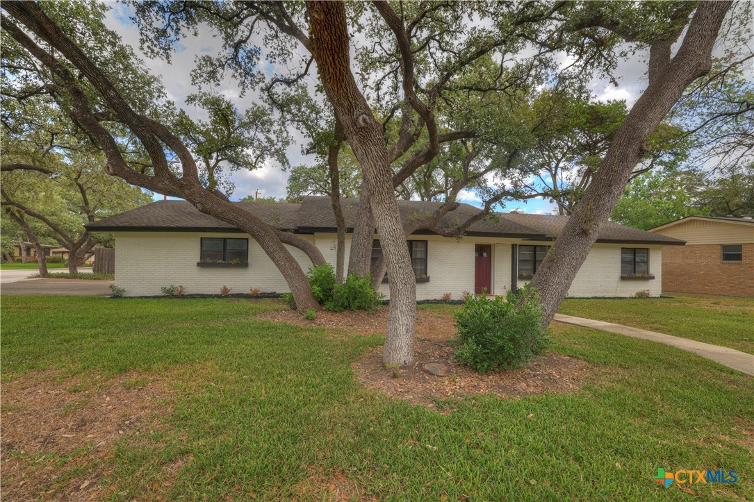 1 Mission Drive Property Photo 9