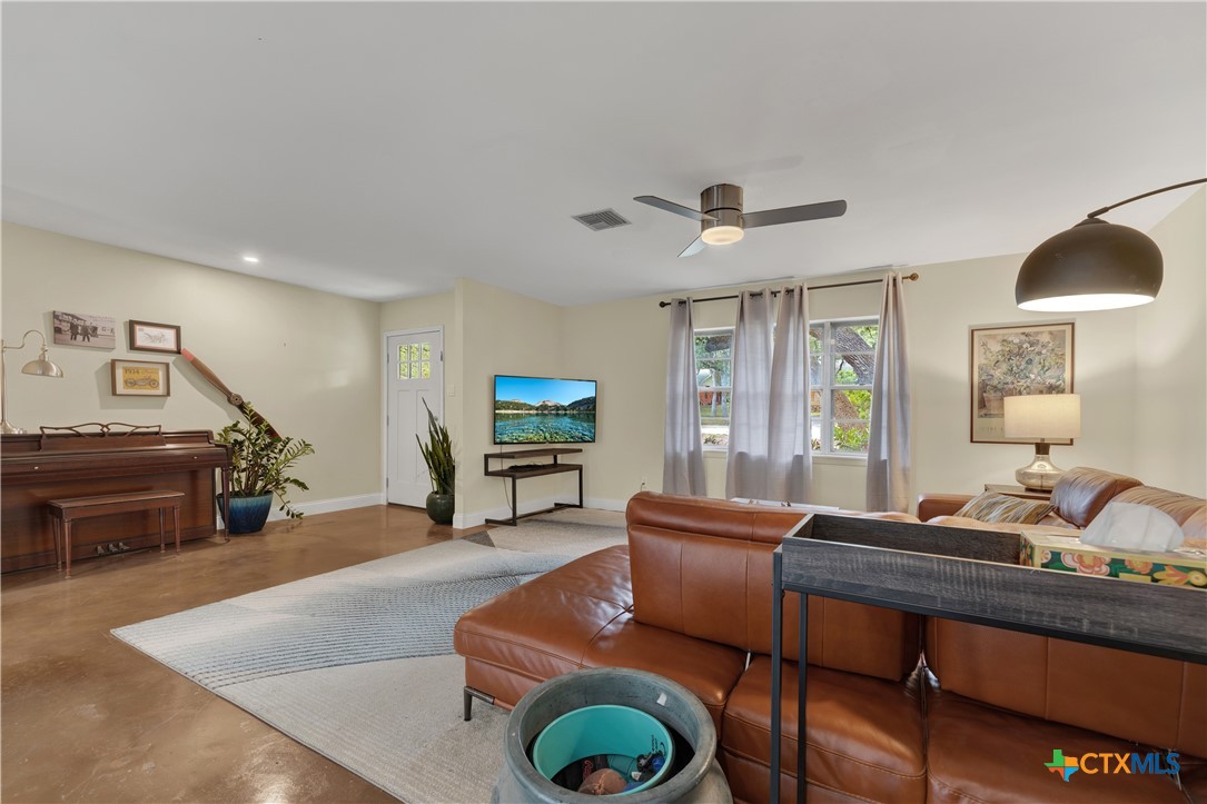 1 Mission Drive Property Photo 12