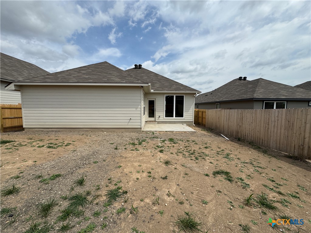 2020 Meridian Loop Property Photo 18