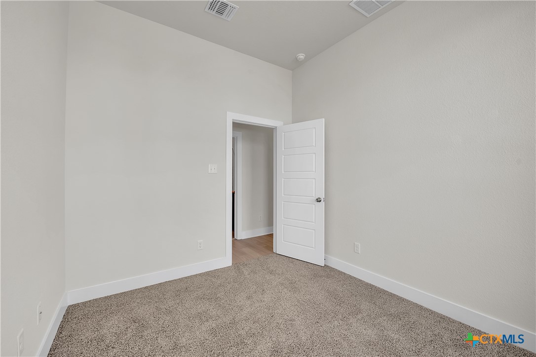 715 Seven Springs Drive Property Photo 4