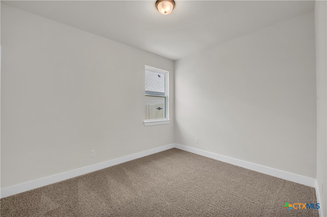 715 Seven Springs Drive Property Photo 5