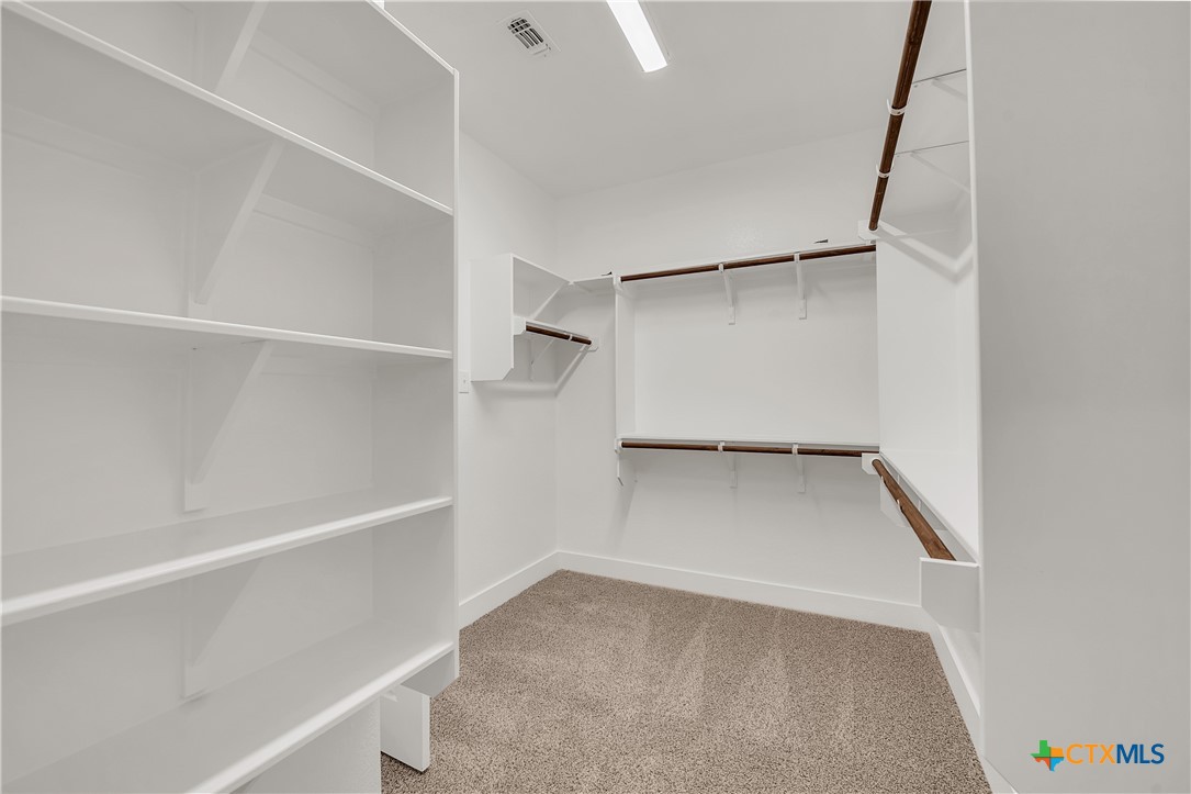 715 Seven Springs Drive Property Photo 14