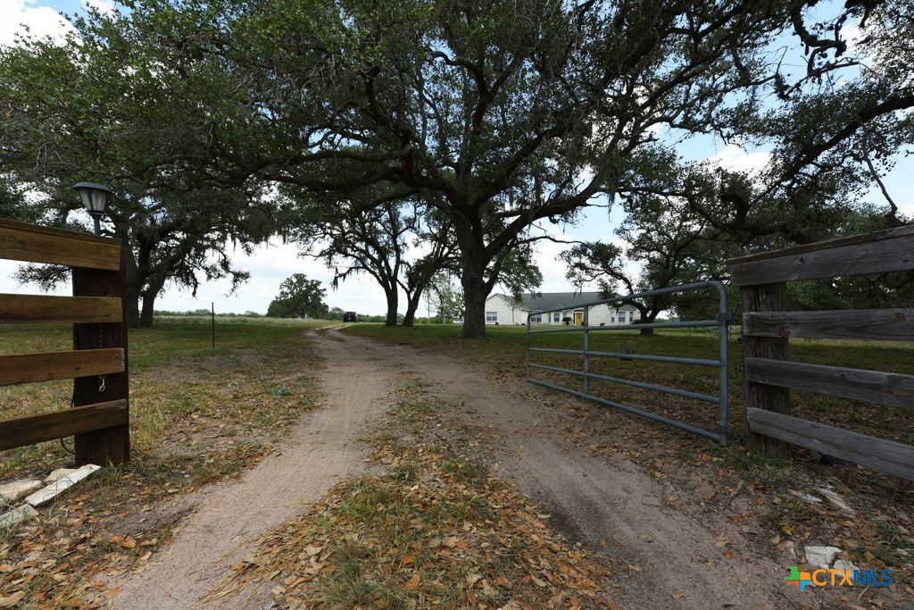 1649 State Highway 119 Property Photo 28