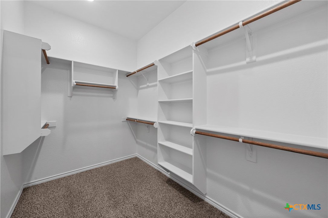 7903 Autumnwood Lane Property Photo 16