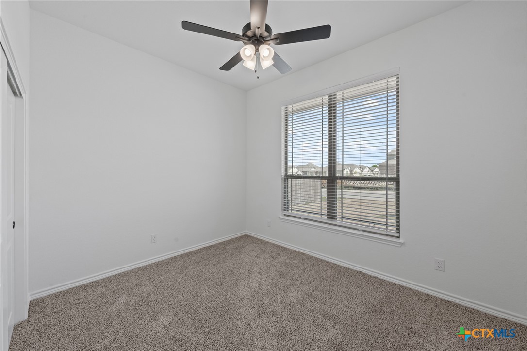 7915 Autumnwood Lane Property Photo 5