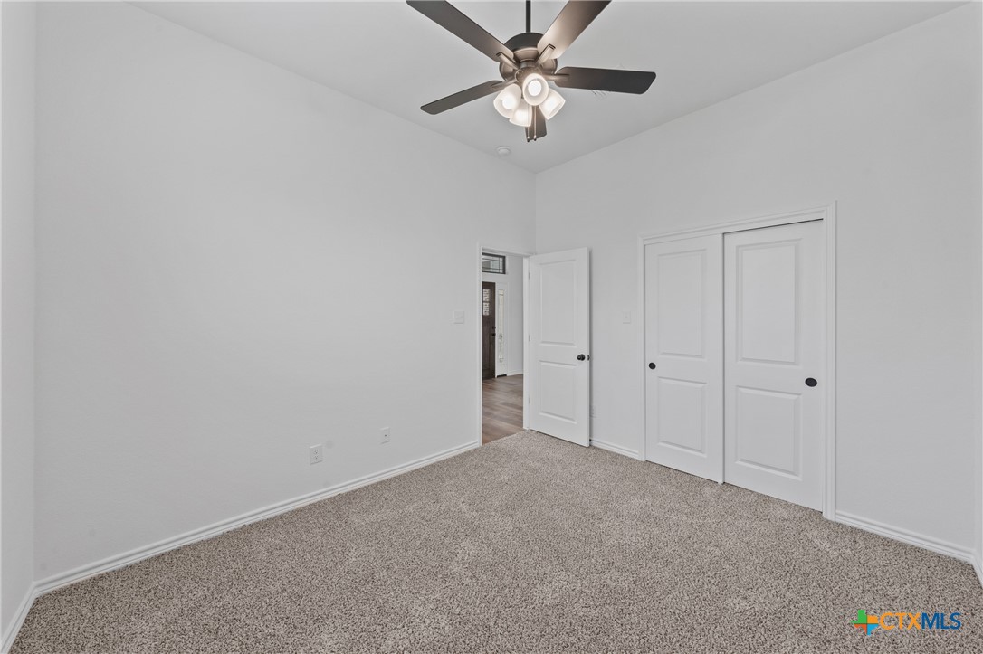 7915 Autumnwood Lane Property Photo 9