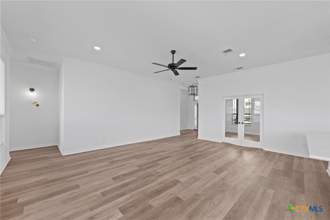 7915 Autumnwood Lane Property Photo 15