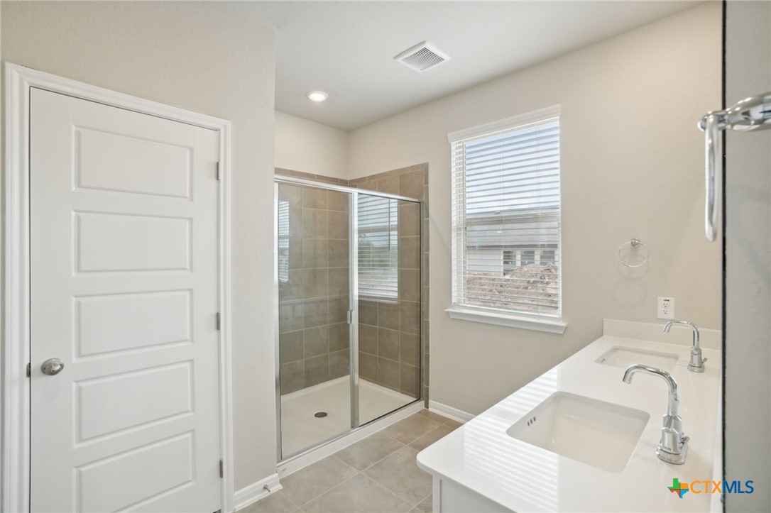 3054 Charyn Way Property Photo 20