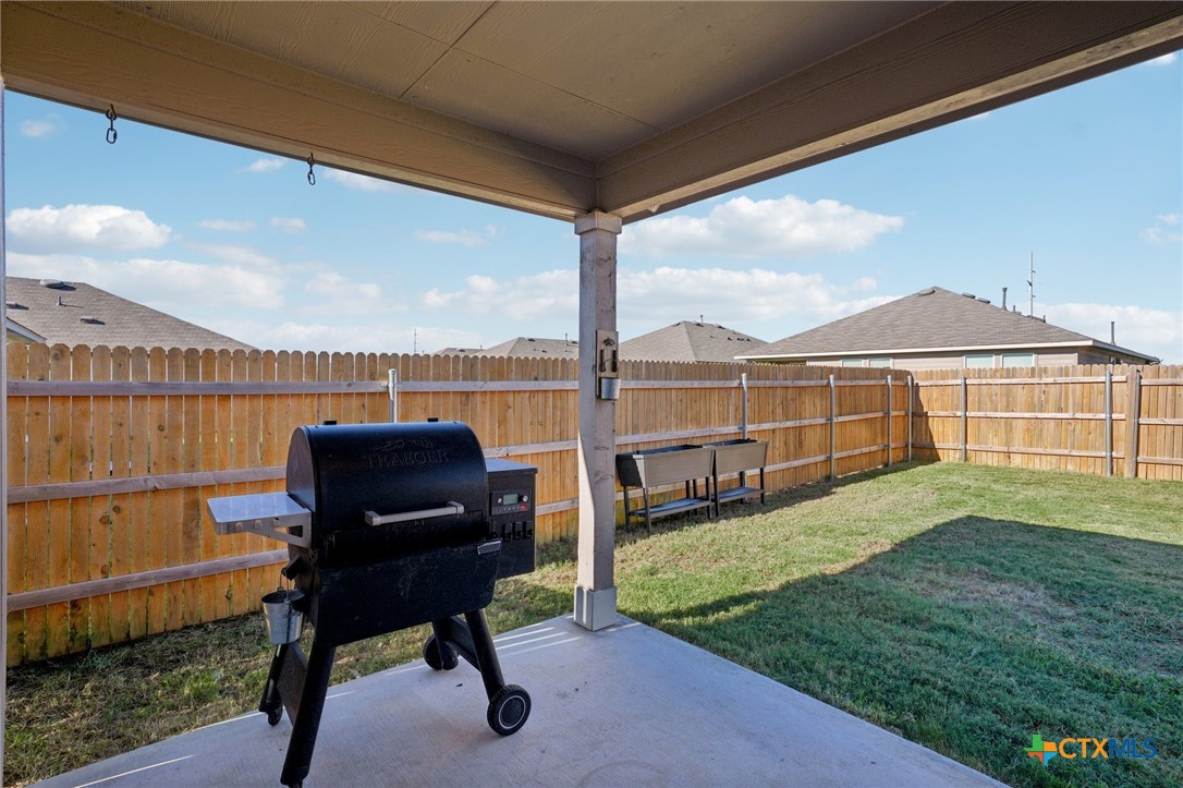1428 Redwood Creek Property Photo 38