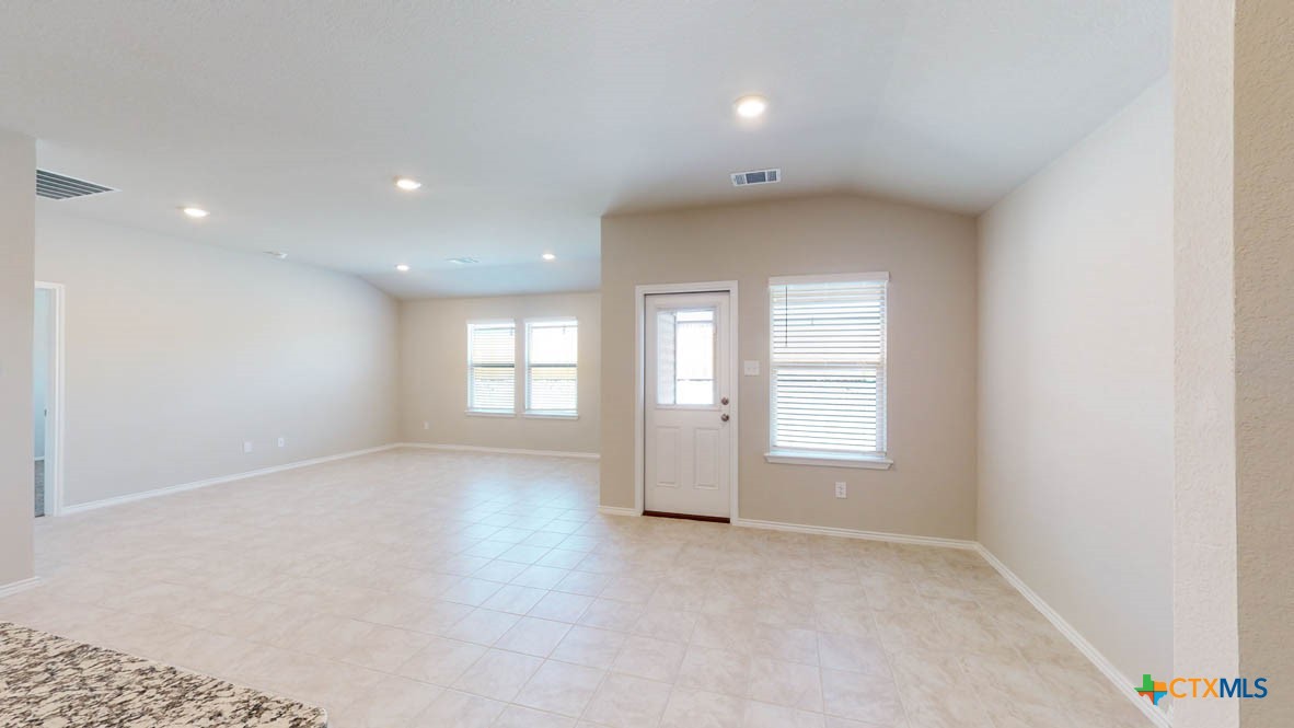 1419 Rolling Thunder Drive Property Photo 10