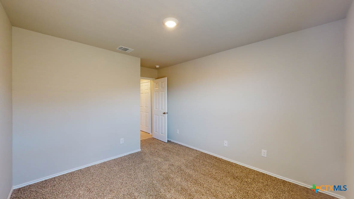 1419 Rolling Thunder Drive Property Photo 15