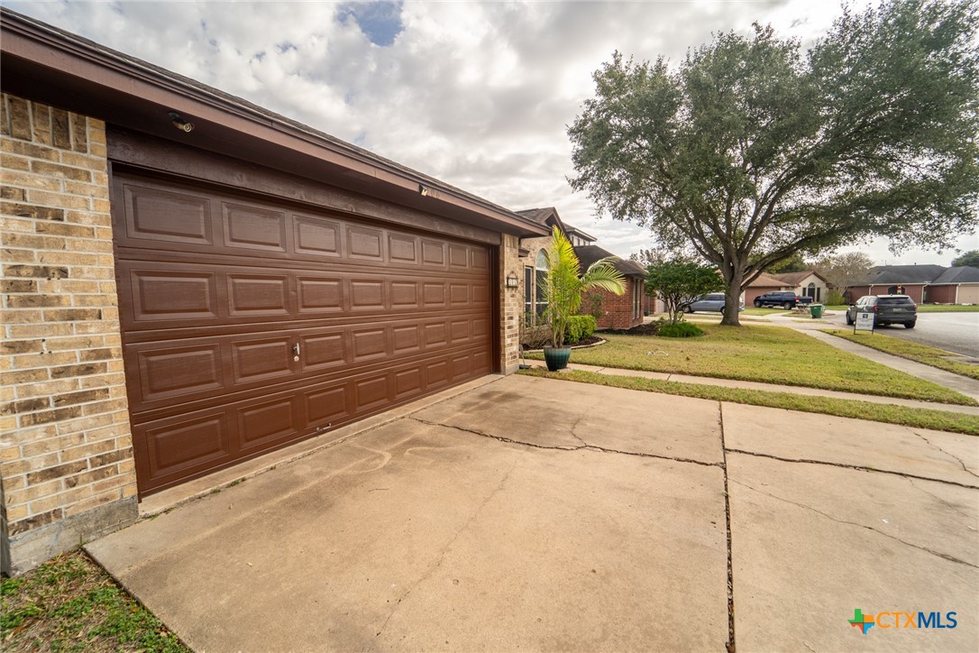 206 Ashland Creek Property Photo 2