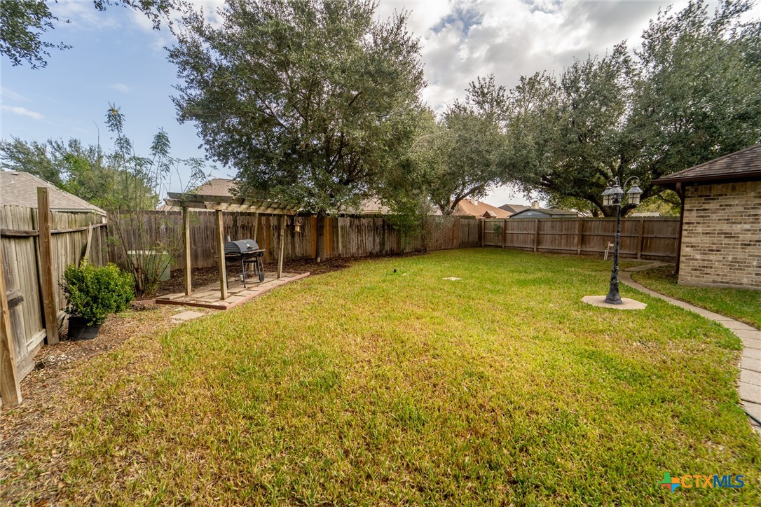 206 Ashland Creek Property Photo 6