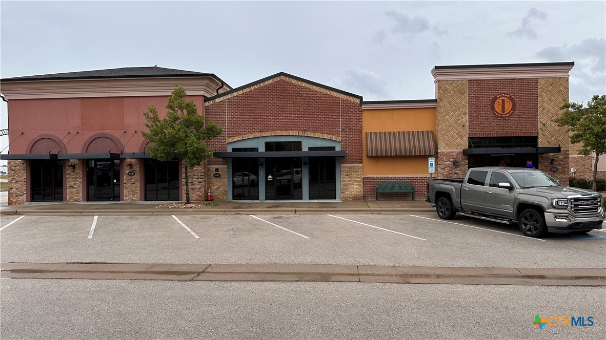 2904 E. Stan Schlueter Loop D401 Property Photo 2