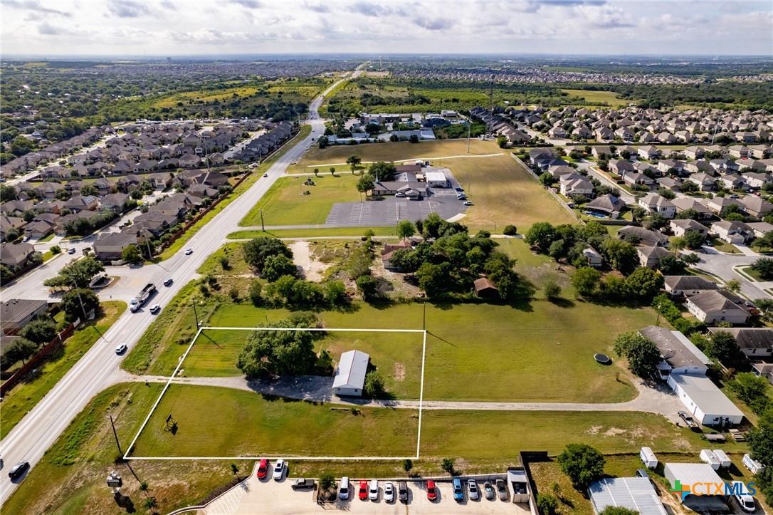 5654 & 5648 Fm 1103 Property Photo 21