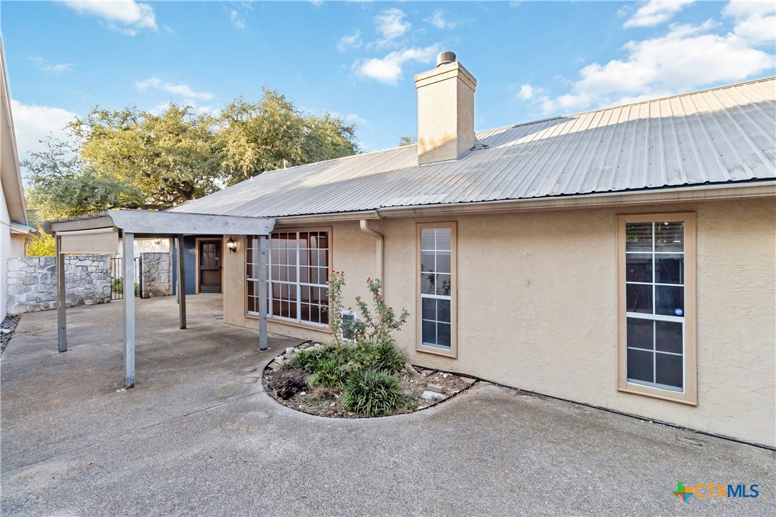 1610 Lancaster Street Property Photo 35