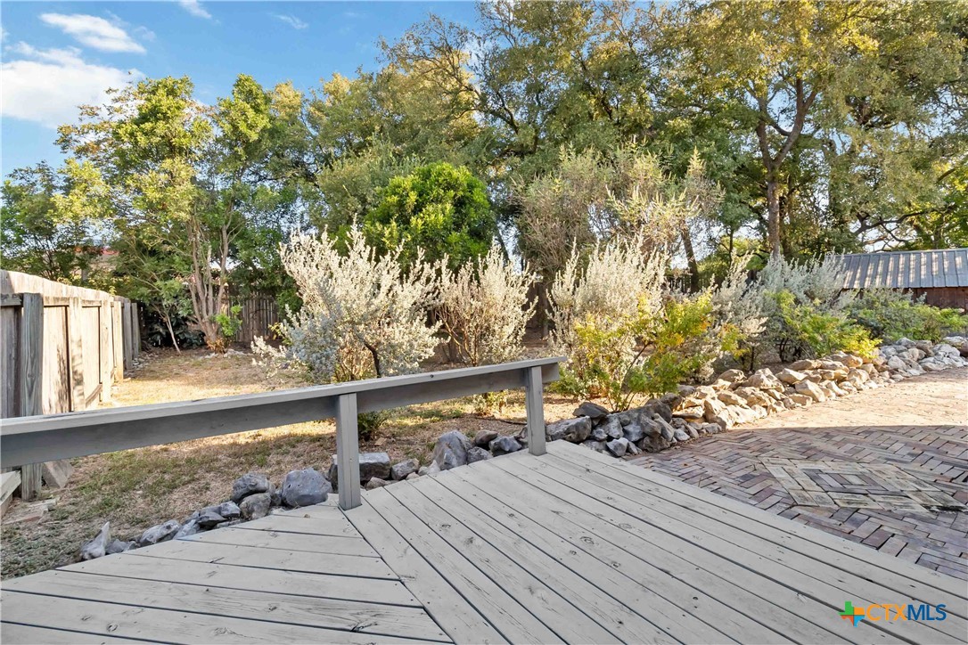 1610 Lancaster Street Property Photo 39