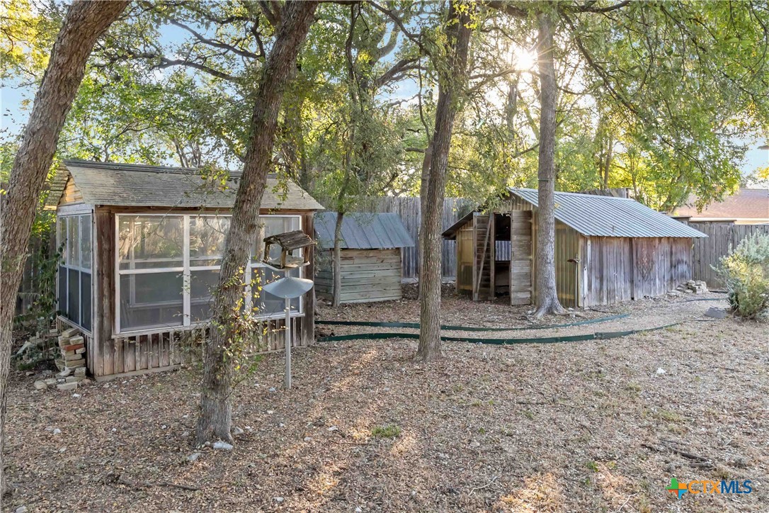 1610 Lancaster Street Property Photo 40