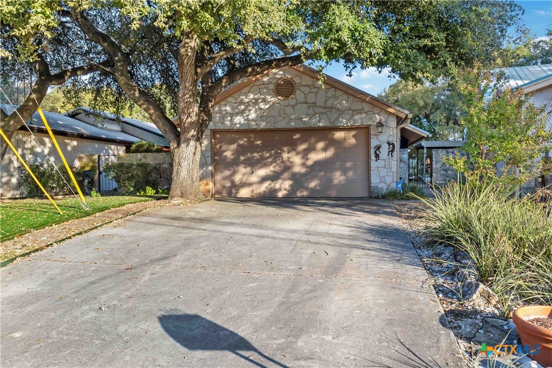 1610 Lancaster Street Property Photo 46