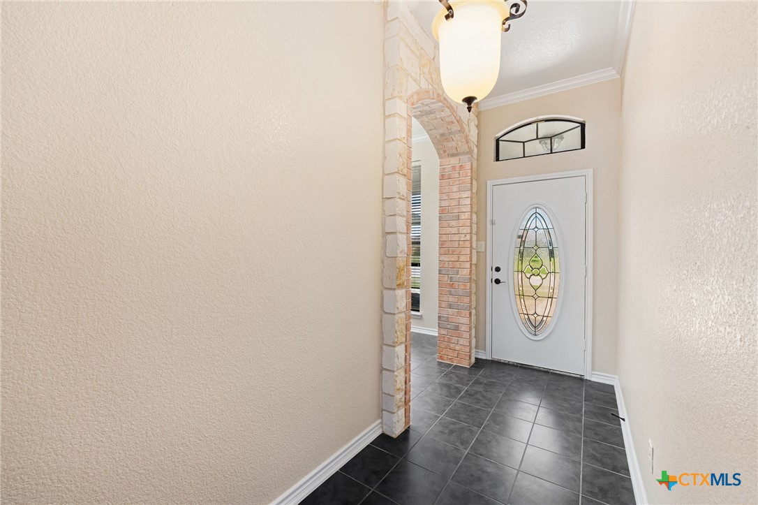 2222 Sparrow Road Property Photo 5