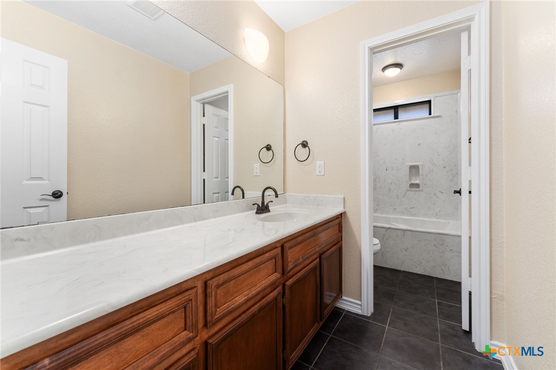 2222 Sparrow Road Property Photo 18
