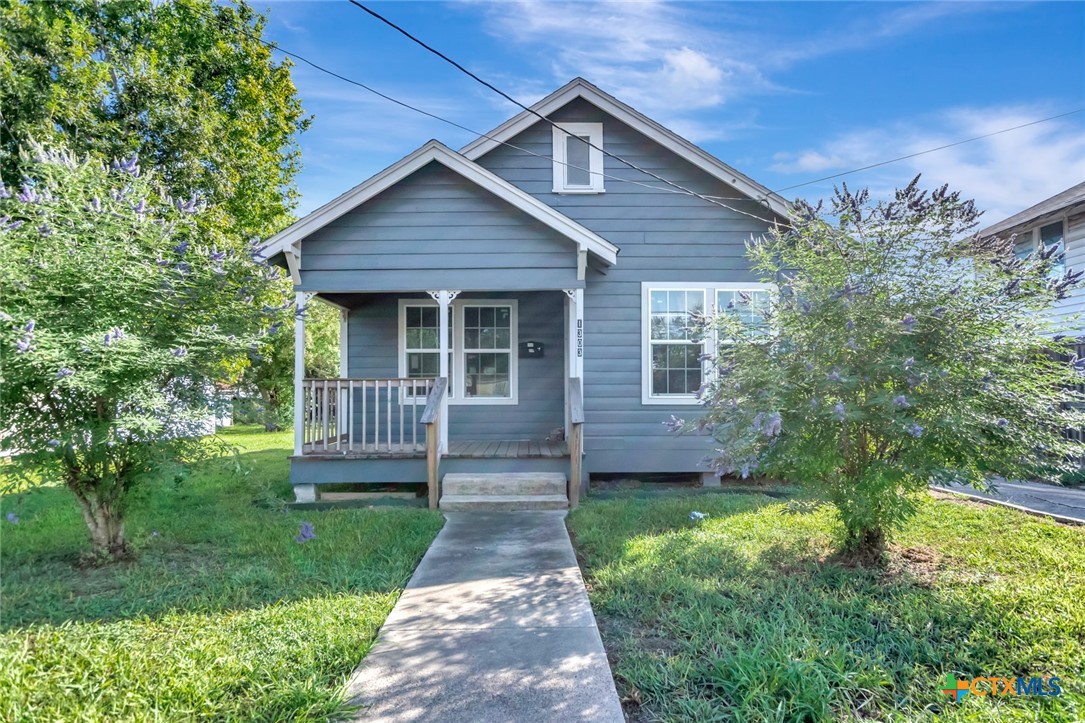 1303 E North Street Property Photo 2
