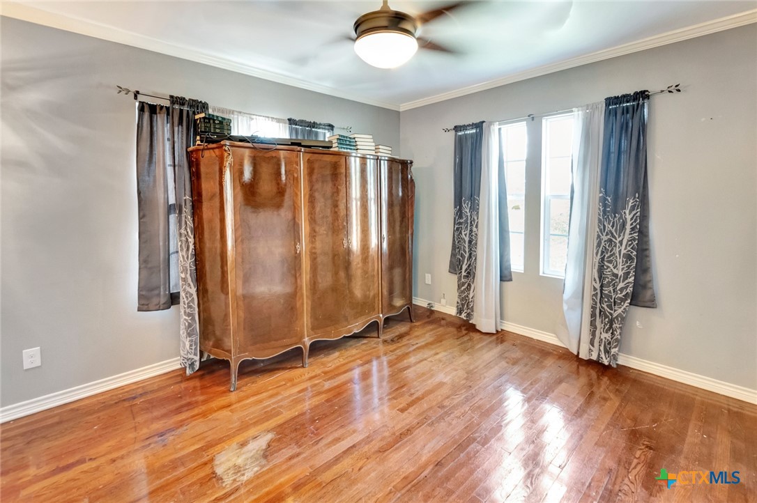1303 E North Street Property Photo 5