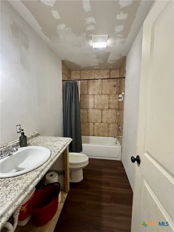1366 County Road 467 Property Photo 16