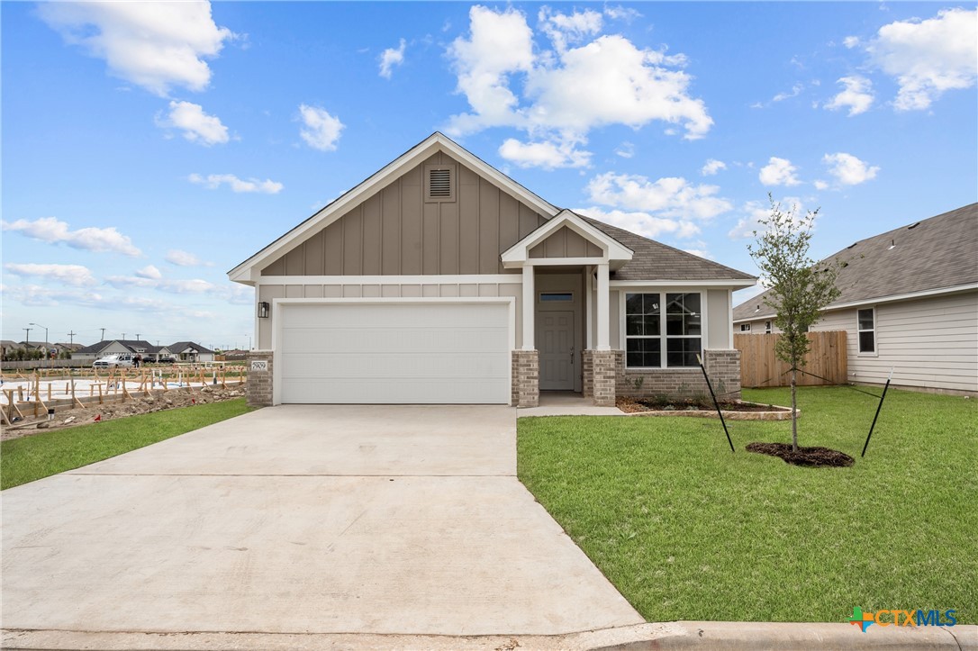 7909 Smoke Creek Lane Property Photo 1