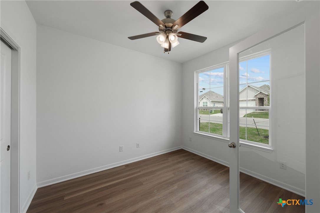 7909 Smoke Creek Lane Property Photo 6