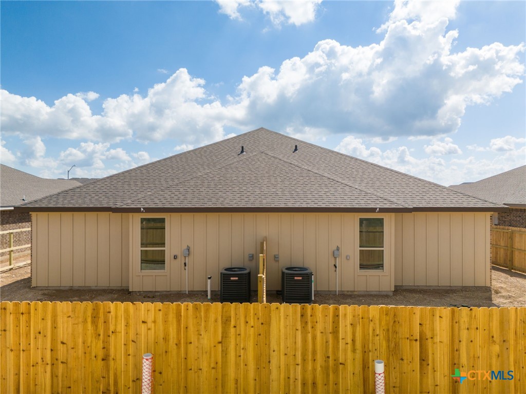 5217 White Rose Drive Property Photo 17