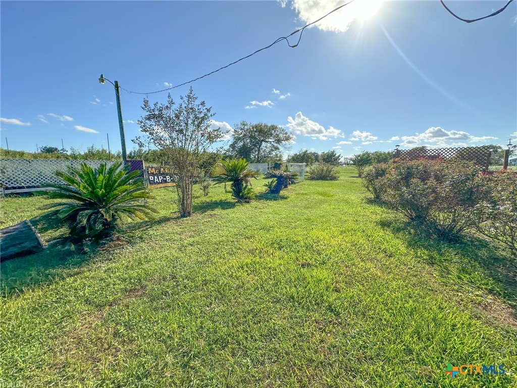 9913 Us Hwy 59n Property Photo 10