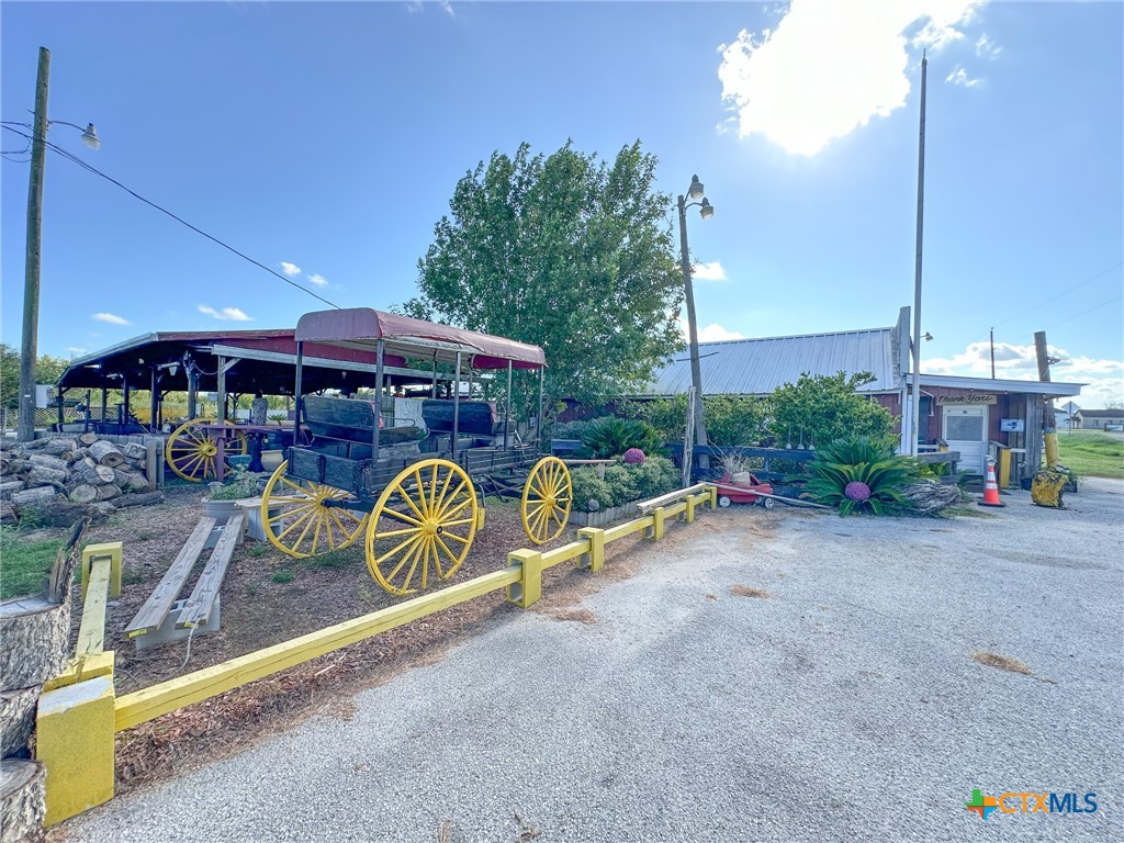 9913 Us Hwy 59n Property Photo 18
