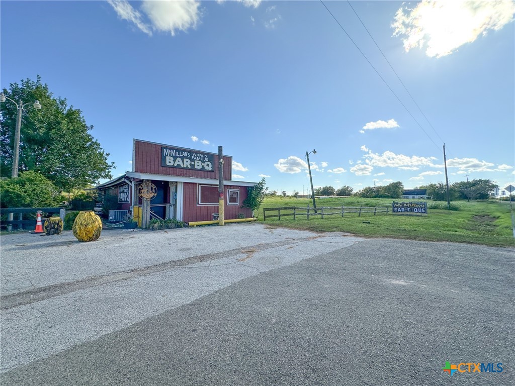 9913 Us Hwy 59n Property Photo 19