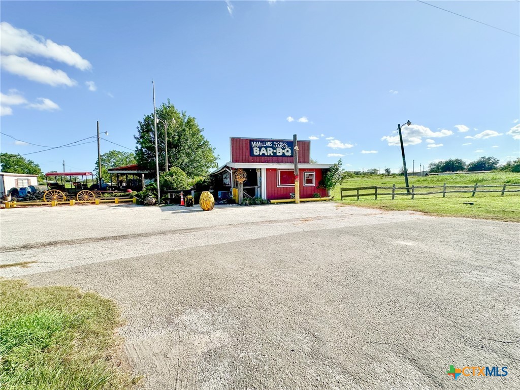 9913 Us Hwy 59n Property Photo 22