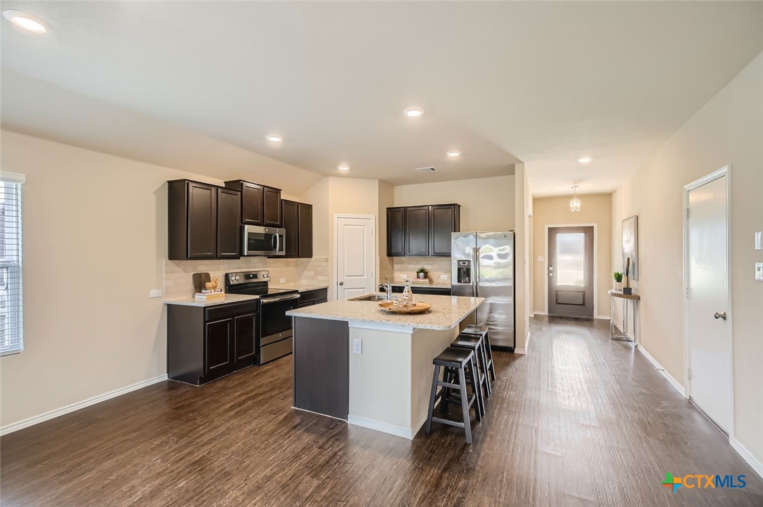 2918 Daisy Meadow Property Photo 11