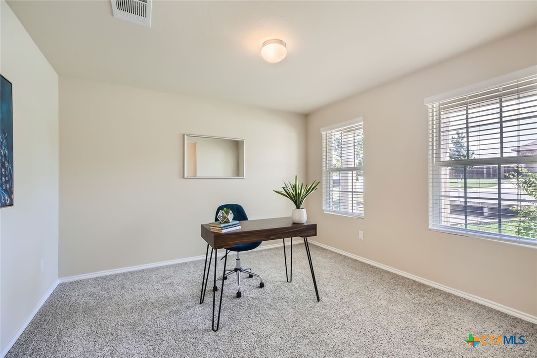 2918 Daisy Meadow Property Photo 14