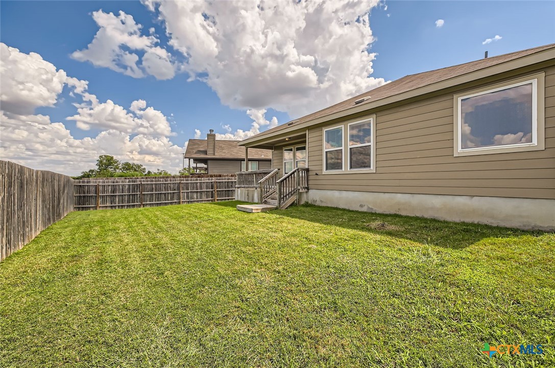 2918 Daisy Meadow Property Photo 26