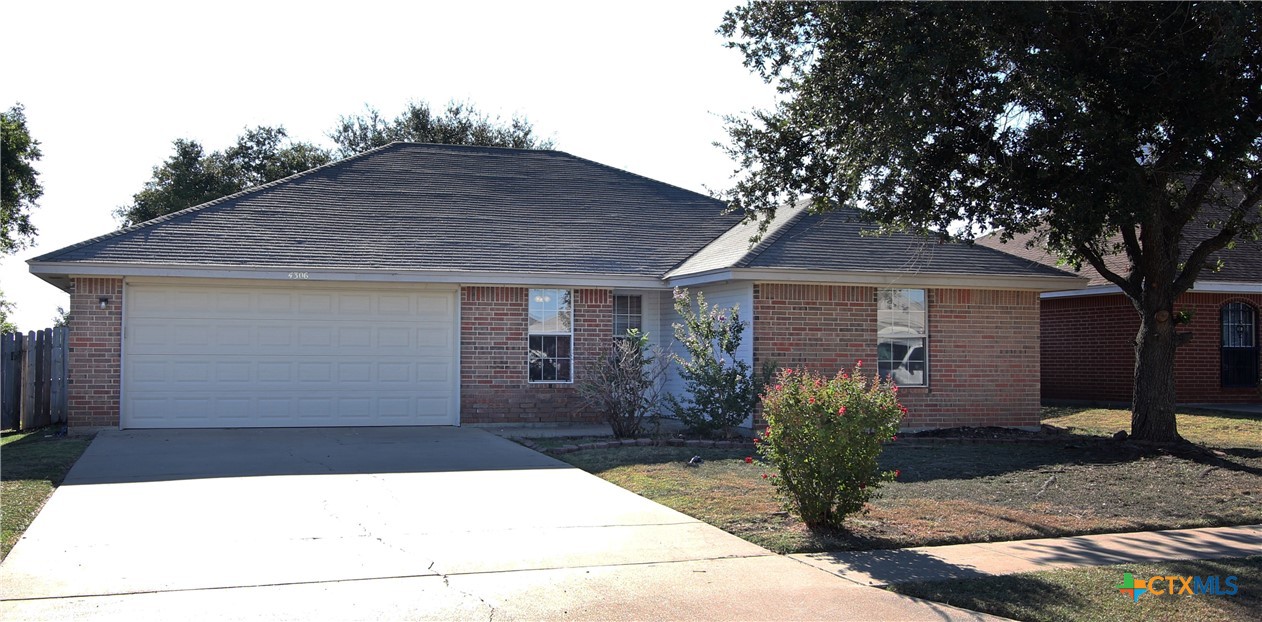 4306 Menard Drive Property Photo 3