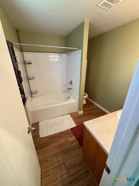 4306 Menard Drive Property Photo 11