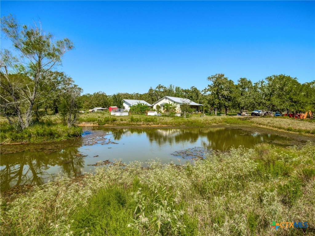 294 Lois Lane Property Photo 2