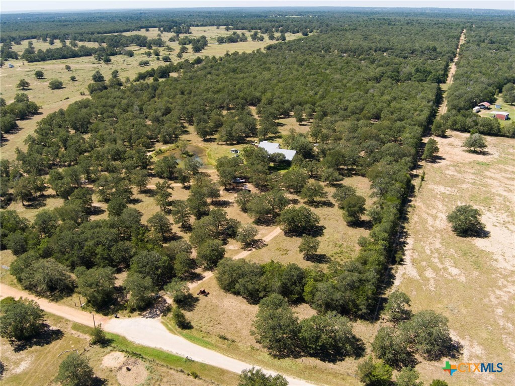 294 Lois Lane Property Photo 4