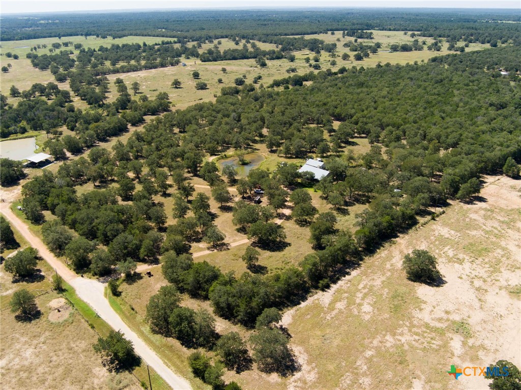 294 Lois Lane Property Photo 8