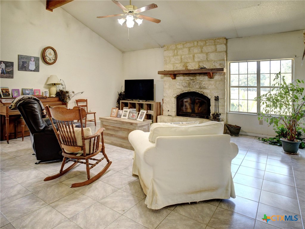 294 Lois Lane Property Photo 15