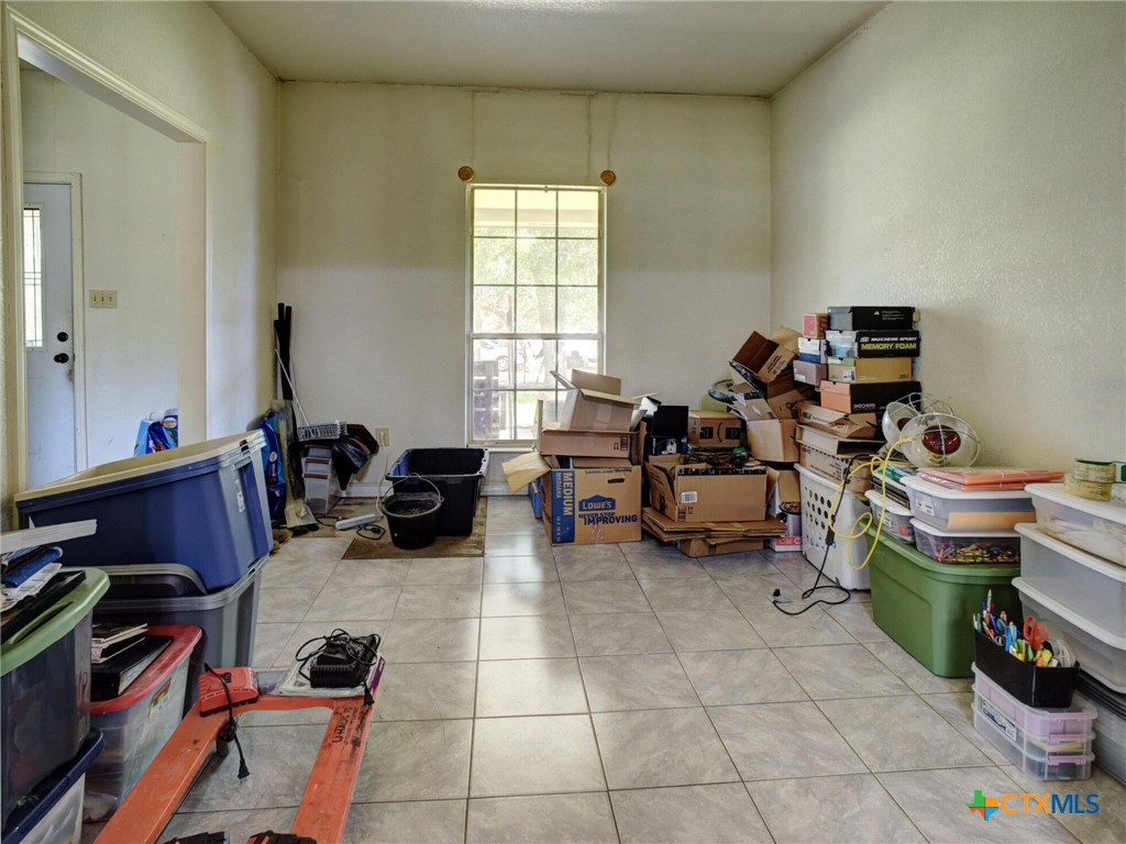 294 Lois Lane Property Photo 19