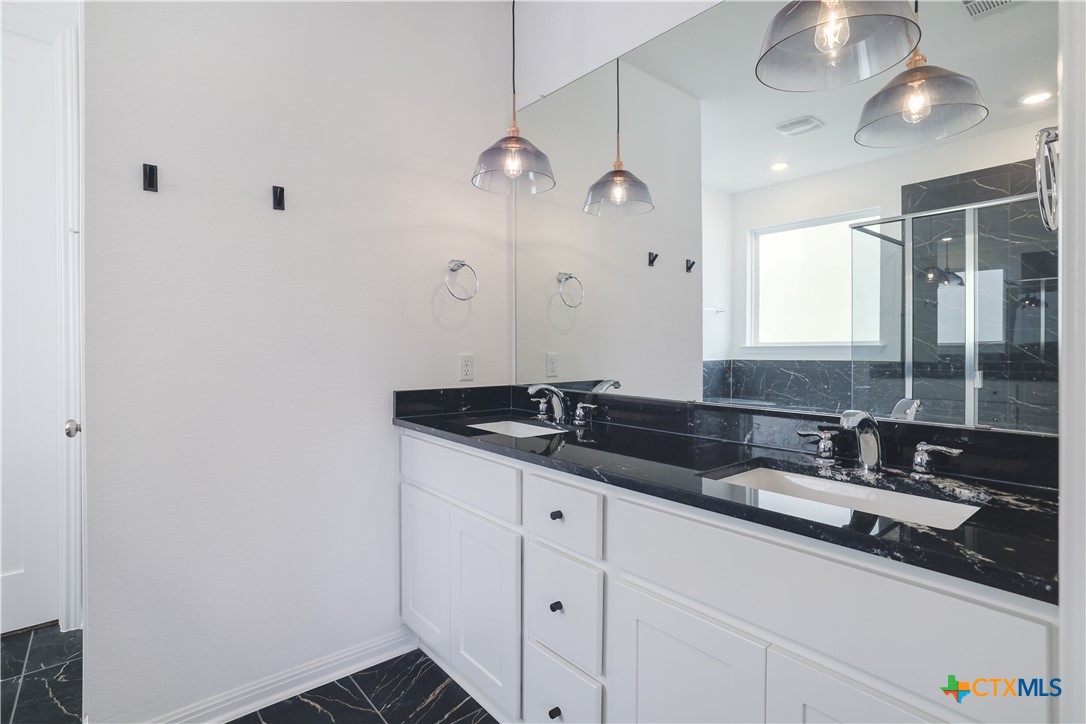 1965 Alasio Drive Property Photo 17