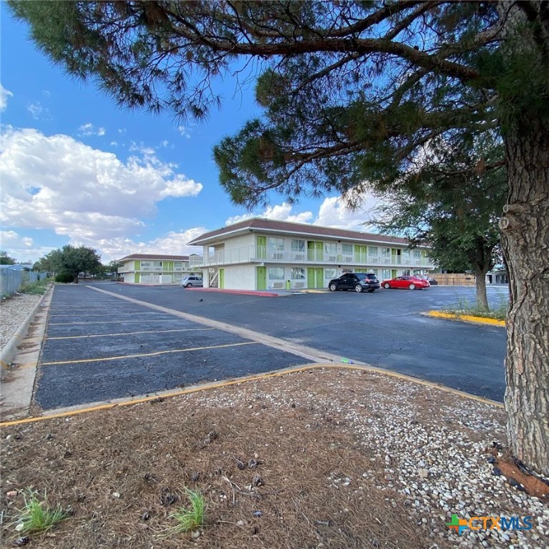 510 Georgia Avenue Property Photo 2