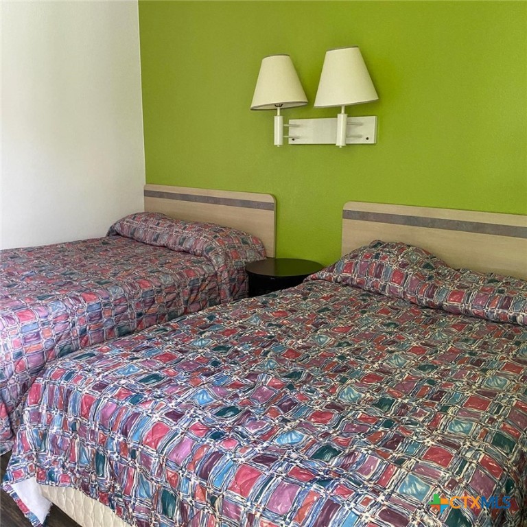 510 Georgia Avenue Property Photo 6